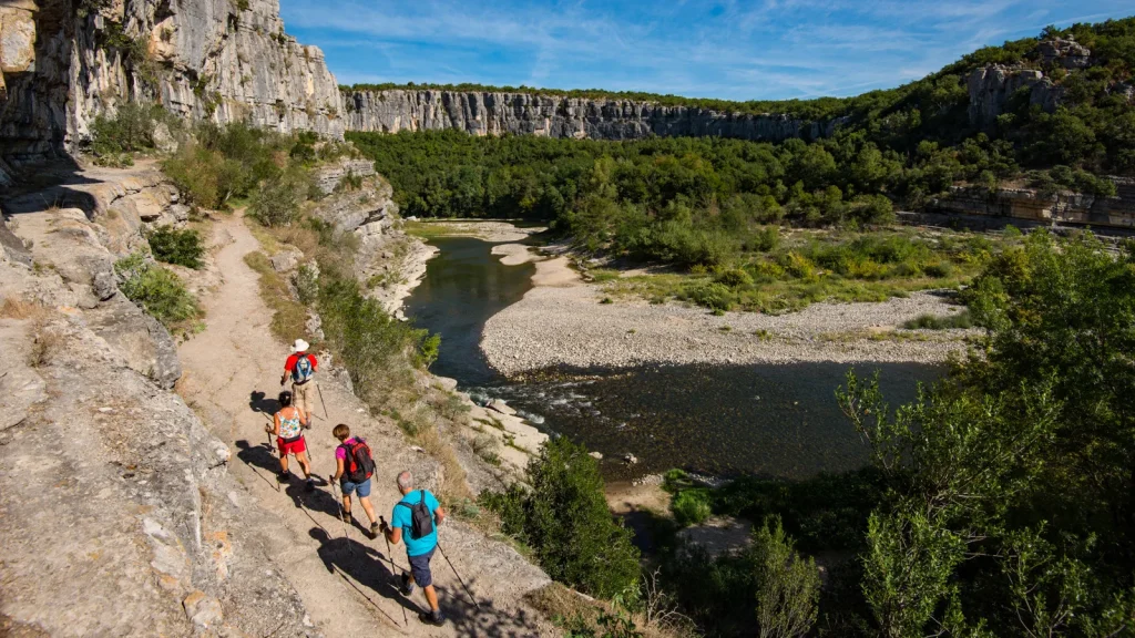 Group of hikers at the "Cirque de Gens", in spring