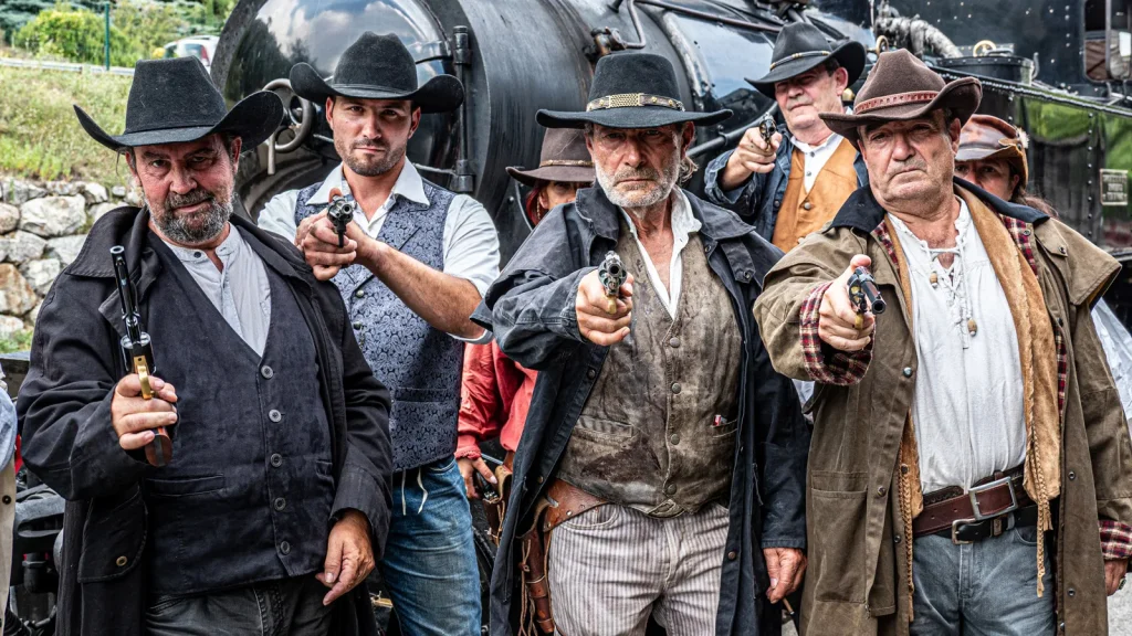 Equipe de comédiens du "Train western" du Train de l