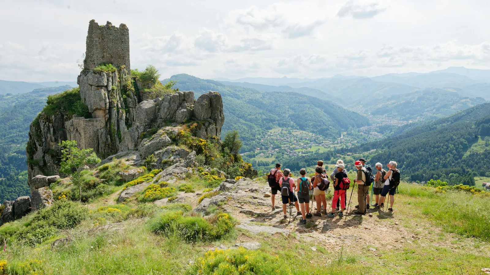 Printemps de la randonnée au Château de Rochebonne