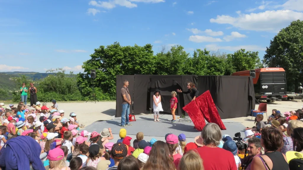 Festival Cabrioles - Spectacle de cirque avec des enfants