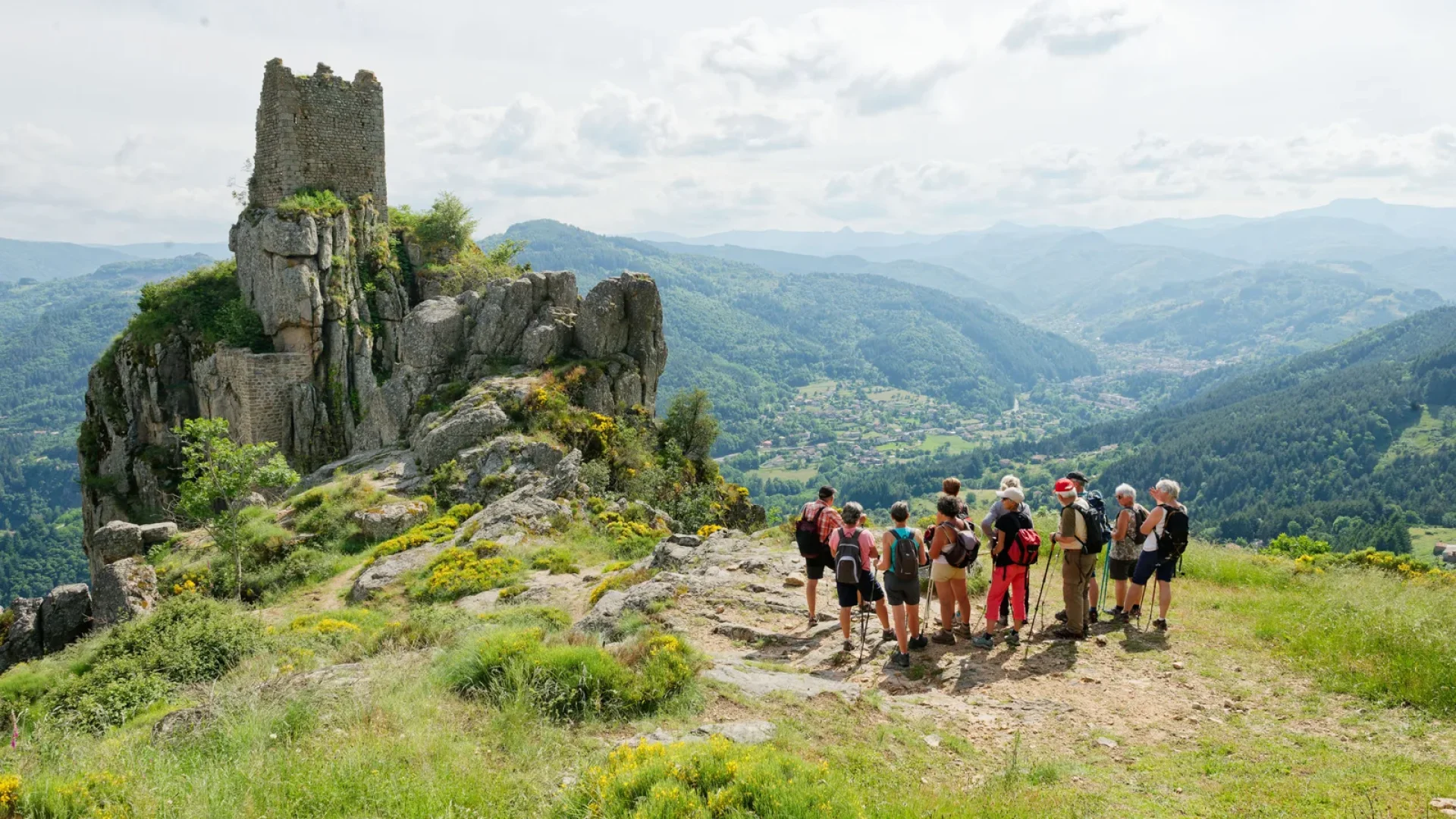 Printemps de la randonnée au Château de Rochebonne