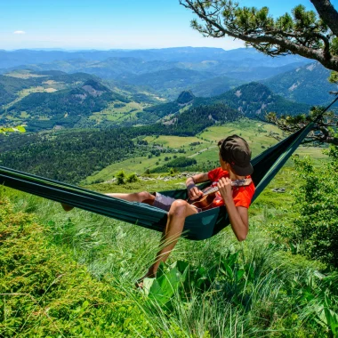 Détente à la croix de Boutières, au printemps