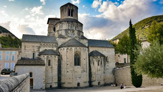 Abbatiale de Cruas