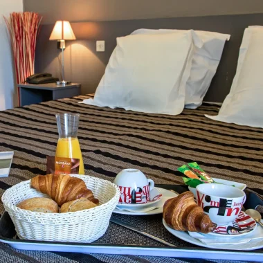 Petit déjeuner à l'hôtel